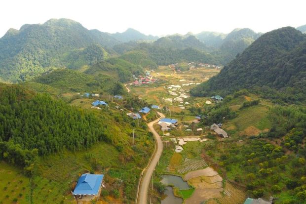 Thi&ecirc;n đường xanh P&ugrave; Lu&ocirc;ng - Bản Son B&aacute; Mười