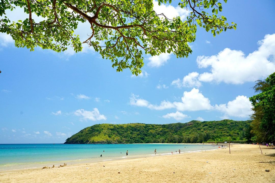 Đặt v&eacute; m&aacute;y bay đi C&ocirc;n Đảo th&aacute;ng 10
