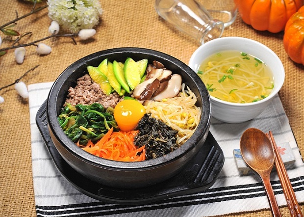 Cơm trộn Bibimbap 