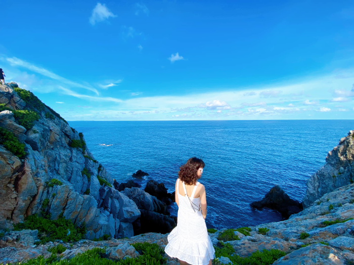 V&eacute; m&aacute;y bay đi V&acirc;n Đồn th&aacute;ng 10