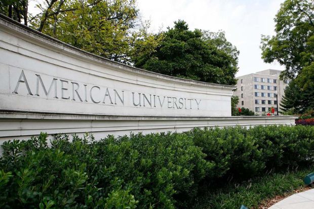 Học bổng từ trường học