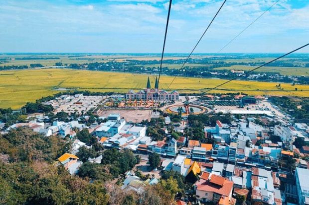 Cáp treo núi Sam - Toàn cảnh cáp treo