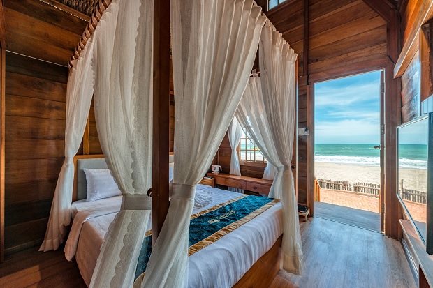 Hòn Bà Lagi Beach Resort - Khách sạn Bình Thuận