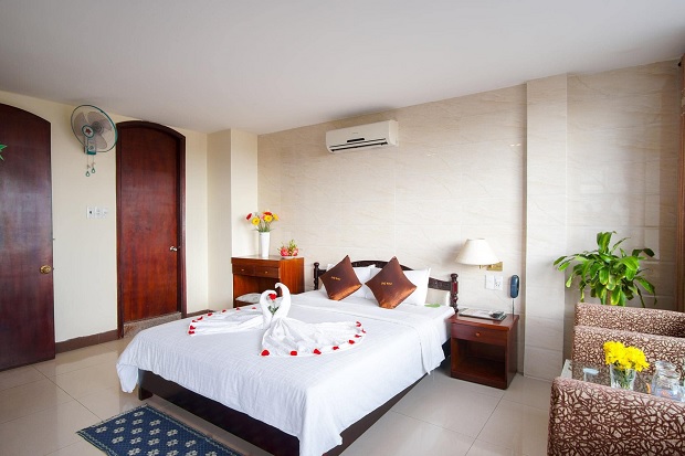 Khách sạn DMZ - Khách sạn Huế