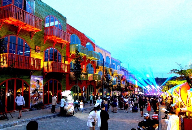 khu du lịch măng đen - phố đi bộ măng đen