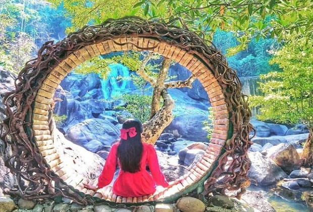 thác bà tánh linh - check-in