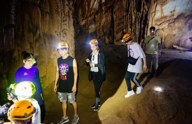 tour-du-lich-moc-chau-hang-chieu Tham quan vẻ đẹp hoang sơ và huyền bí của Hang Chiều