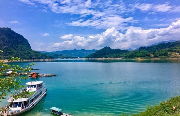 tour du lịch Tây Bắc - thung nai