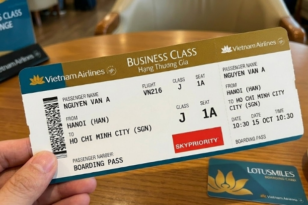  v&eacute; hạng A của Vietnam Airlines -  Tấm v&eacute; th&ocirc;ng h&agrave;nh đến với sự chăm s&oacute;c ho&agrave;n mỹ nhất