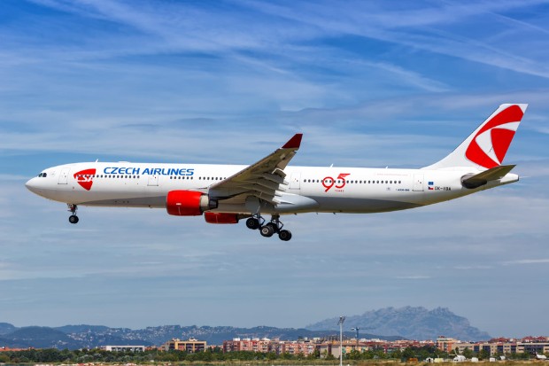 v&eacute; m&aacute;y bay Czech Airlines gi&aacute; rẻ