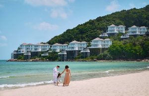 Vé máy bay từ TP. Hồ Chí Minh đi Phú Quốc cùng Vietnam Booking, khởi hành đến thiên đường biển đảo!