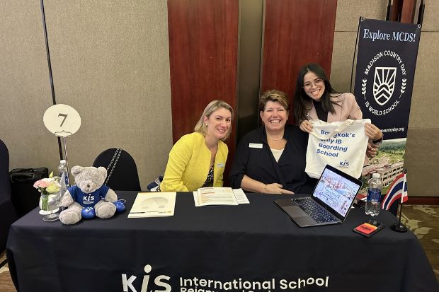 Tư vấn du học tại VNIS Education