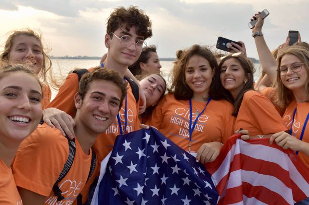 Làm thế nào để du học Mỹ theo diện trao đổi văn hóa (visa J1)