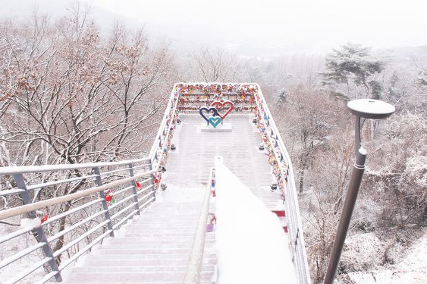 Du lịch Hàn Quốc tháng 12 - tháp Namsan