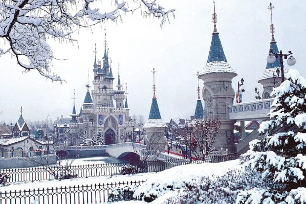 Du lịch Hàn Quốc tháng 12 - Công viên Lotte World