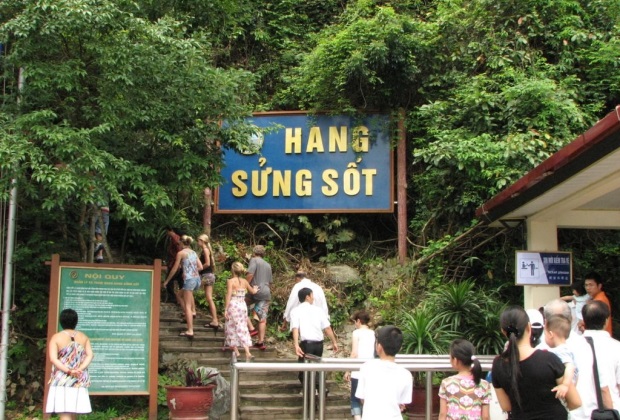 Cách di chuyển đến hang sửng sốt