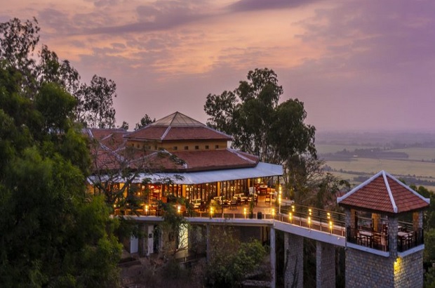 Kh&aacute;ch sạn Victoria N&uacute;i Sam Lodge - Kh&aacute;ch sạn Ch&acirc;u Đốc