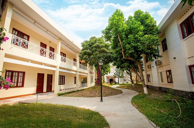 Phong Lan Resort - Kh&aacute;ch sạn Ch&acirc;u Đốc