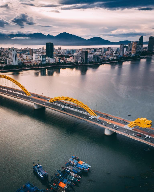 Tần suất bay H&agrave; Nội đi Đ&agrave; Nẵng