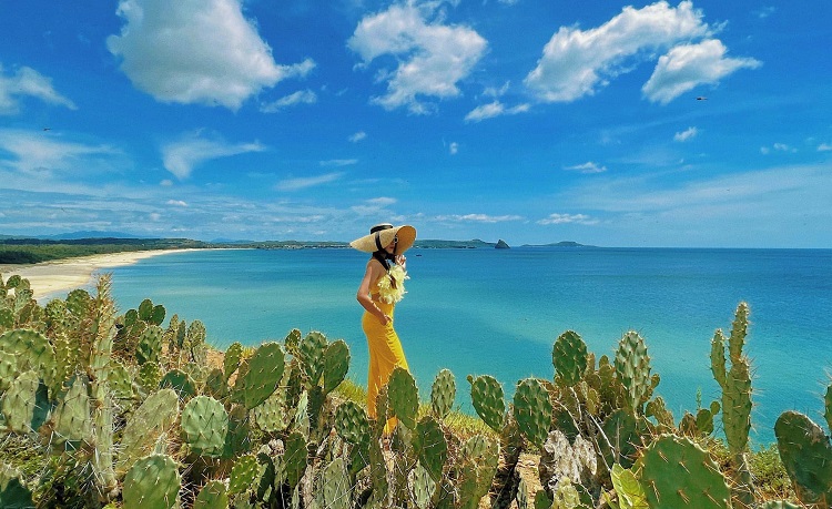 vé máy bay Côn Đảo Tuy Hòa