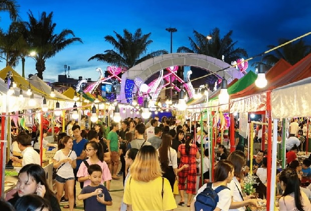 Cáp treo Nữ Hoàng - chợ đêm Bãi Cháy