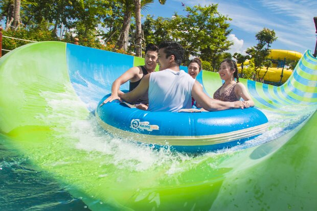 Đảo Hải Tặc tại Typhoon Water Park