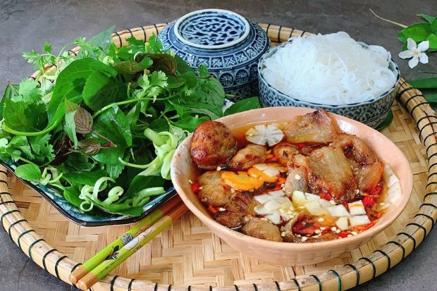Đặc sản miền Bắc - Bún chả Hà Nội