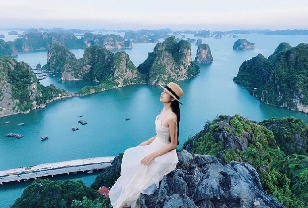 Checkin vịnh Hạ Long