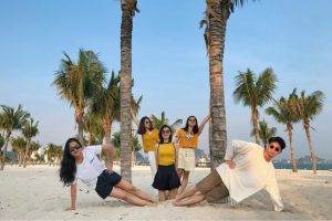 Đi Hạ Long mặc gì? Bí quyết mặc đẹp dành cho những nàng thơ