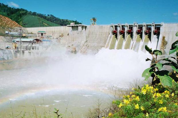 Địa điểm du lịch Gia Lai - Hồ thủy điện Yaly