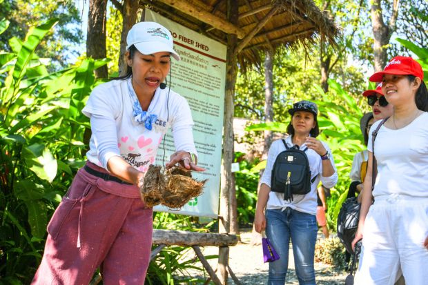 Điều kỳ lạ chỉ có ở Thái Lan - Trải nghiệm tái chế phân voi