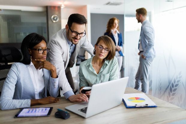 cơ hội việc l&agrave;m v&agrave; định cư tại Mỹ