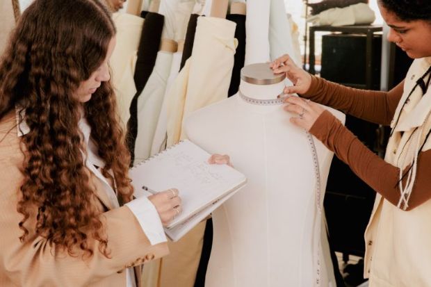 Cơ hội nghề nghiệp sau khi tốt nghiệp ngành Thiết kế thời trang