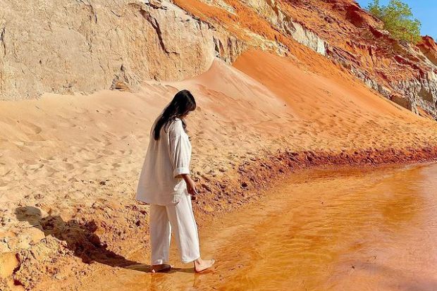 Du lịch Mũi Né 2 ngày 1 đêm tự túc - Suối Tiên