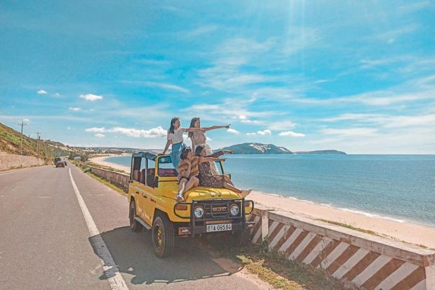Du lịch Mũi Né 2 ngày 1 đêm tự túc - Xe jeep