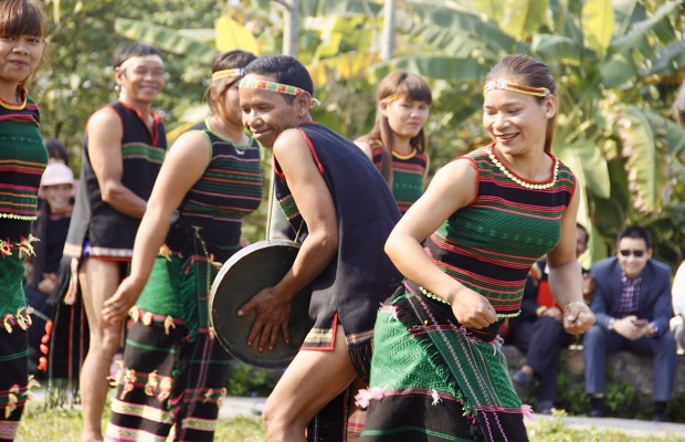 hồ lắk - khám phá bản làng của đồng bào dân tộc