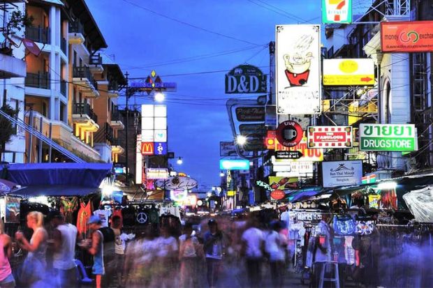 Những điều du kh&aacute;ch dễ lầm tưởng khi du lịch Th&aacute;i Lan - Khao San