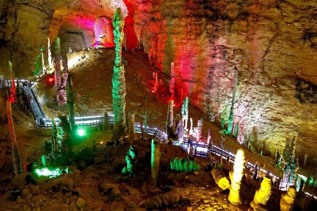 Trương Gia Giới - Động Hoàng Long 