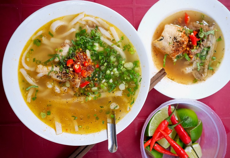 ch&aacute;o canh Quảng B&igrave;nh
