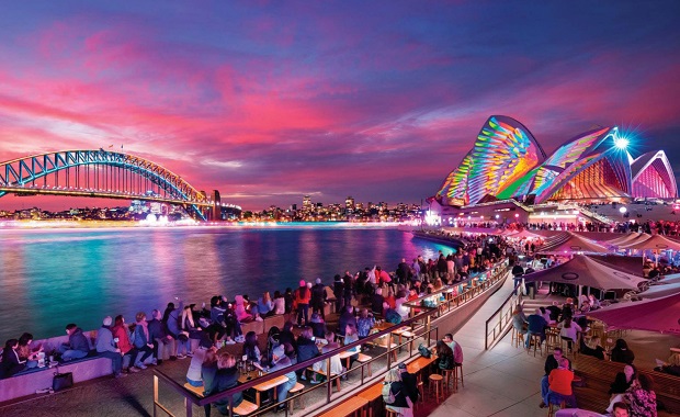 v&eacute; m&aacute;y bay đi &Uacute;c