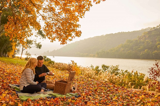 m&ugrave;a thu nước &Uacute;c