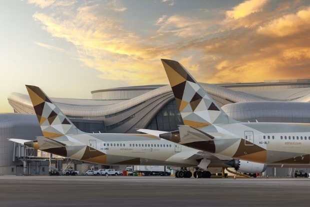 C&ugrave;ng Etihad Airways kh&aacute;m ph&aacute; c&aacute;c tuyến bay h&agrave;ng đầu