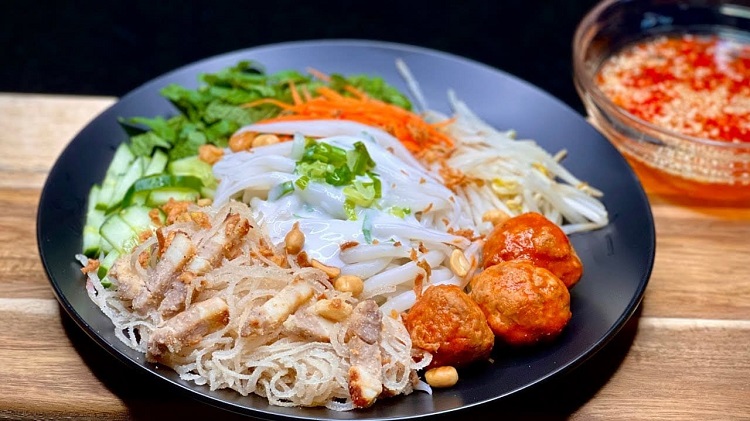Bánh tằm bì Cần Thơ