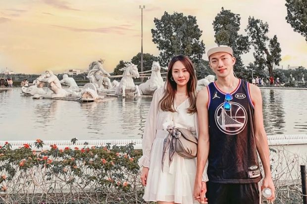 Bảo tàng Chimei - Chụp ảnh bên hồ nước