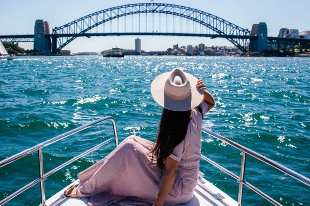 du thuyền ngắm cầu cảng Sydney