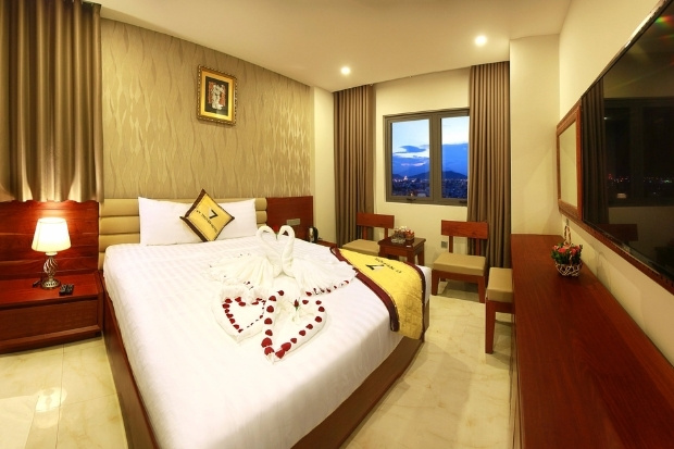 Vỹ Thuyên Hotel Đà Nẵng tiện nghi cơ bản gần Bà Nà Hills