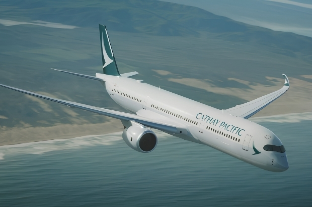 Cathay Pacific trụ sở ch&iacute;nh đặt tại S&acirc;n bay Quốc tế Hồng K&ocirc;ng &ndash; một trong những cửa ng&otilde; giao thương bận rộn nhất thế giới