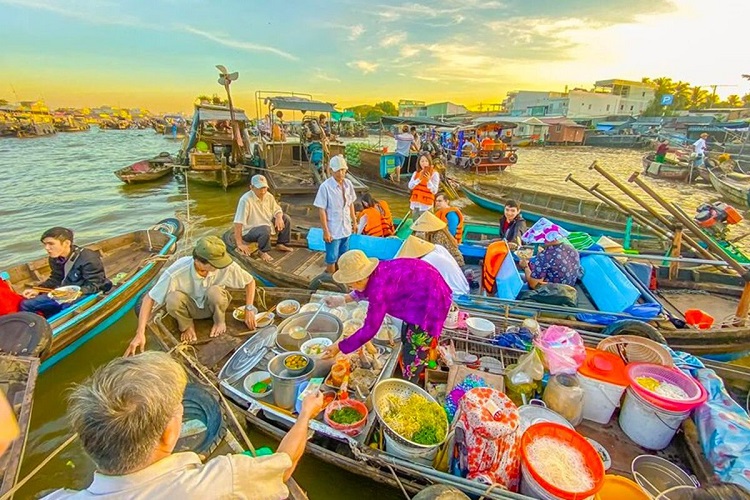 Chợ nổi Cái Răng