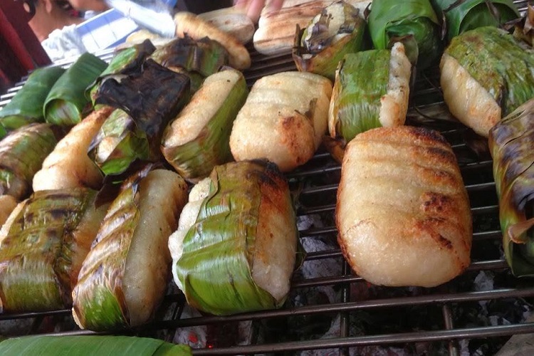 Chuối nếp nướng