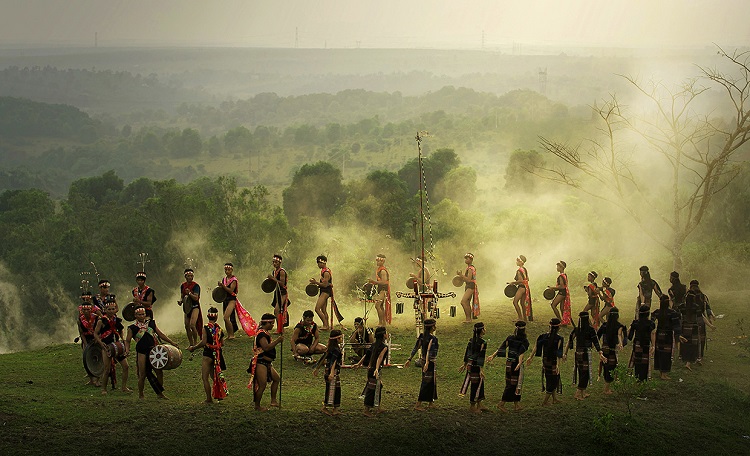 Lễ hội Cồng chiêng Buôn Ma Thuột